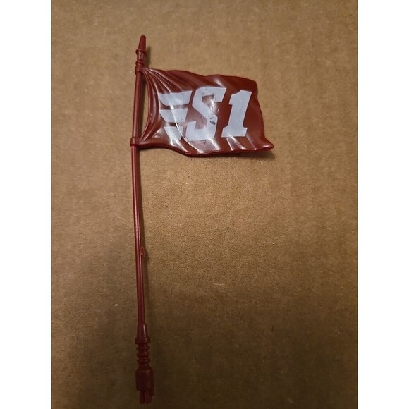 4 . 5" X 1 . 7" Brown Hard Plastic S1 Flag, Action Figure Accessory, Castle - Picture 1 of 2